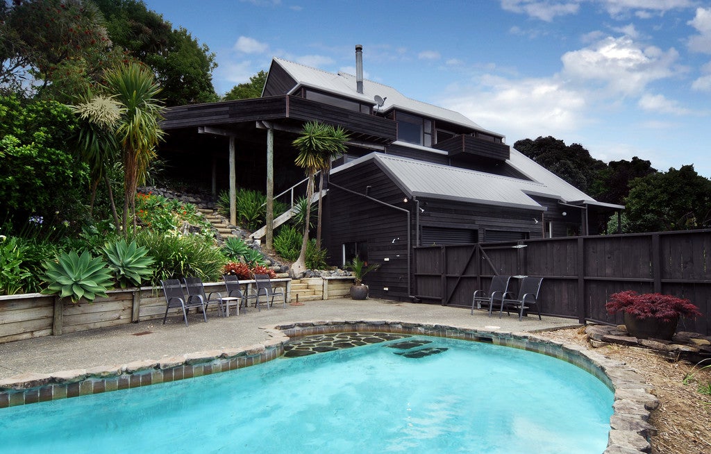 5 Paisley Street, Mellons Bay, Auckland - Carousel 1
