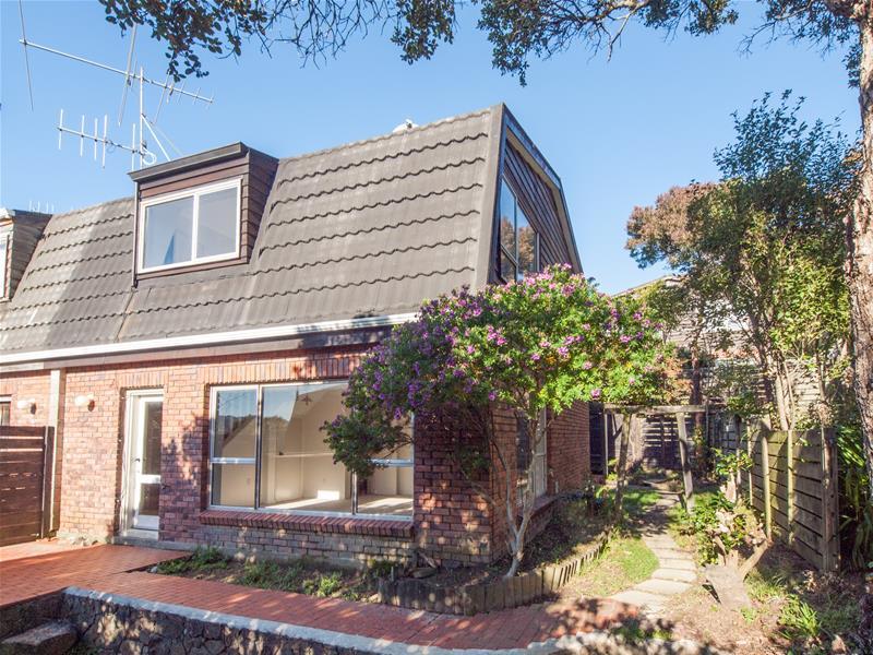 83 Churton Drive, Churton Park, Wellington - Carousel 14