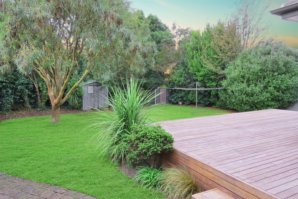 11 Cunliffe Road, Redwood, Christchurch - Carousel 2