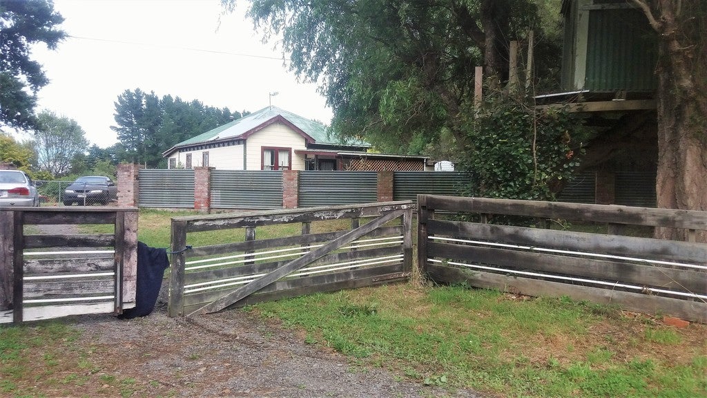 1762 Cheltenham Hunterville Road, Waituna West, Feilding - Carousel 1