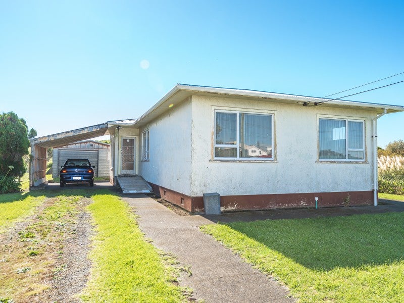 31 Titoki Street, Castlecliff, Whanganui - Carousel 1