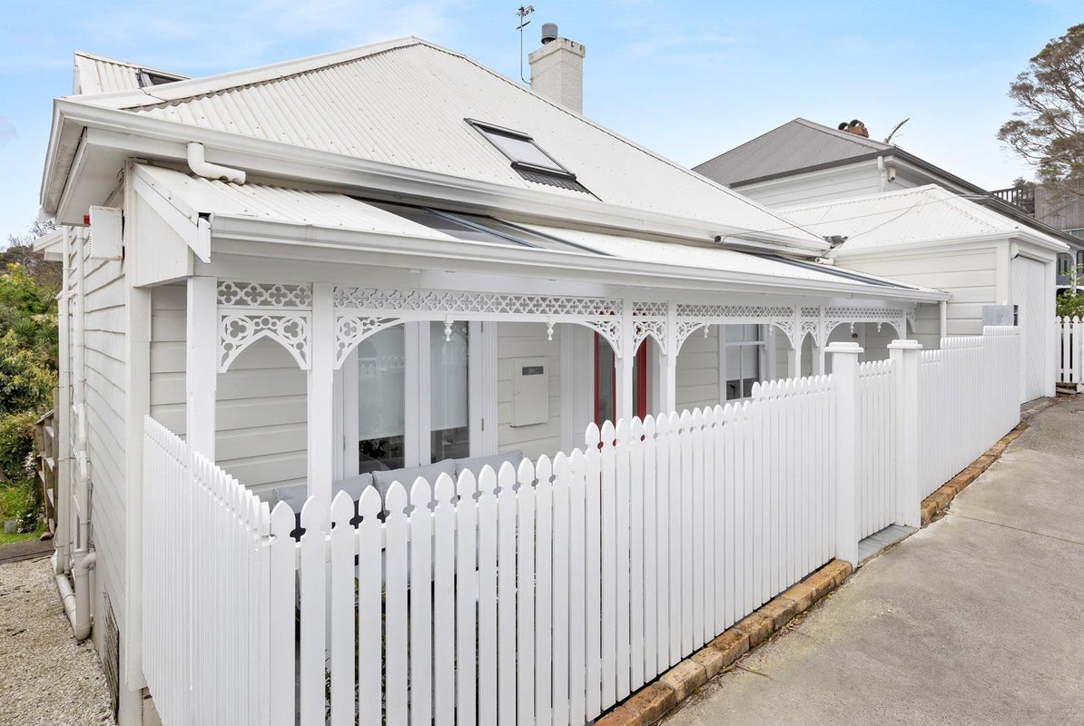 12 Elizabeth Street, Freemans Bay, Auckland - Carousel 1