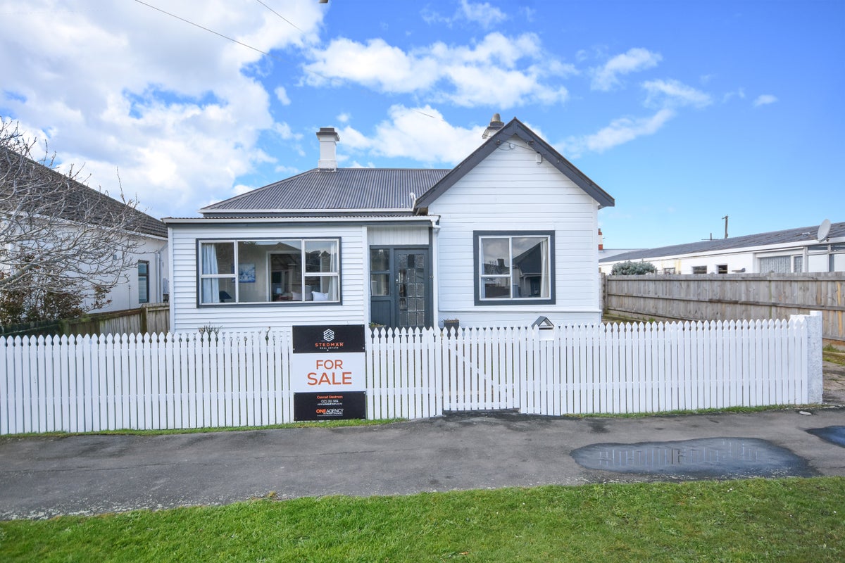 13 Freyberg Street, Saint Kilda, Dunedin - Carousel 1