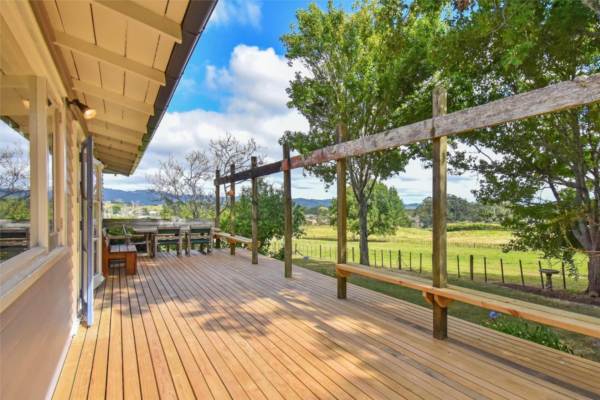 470 Clevedon Kawakawa Road, CLEVEDON, PAPAKURA - Carousel 1