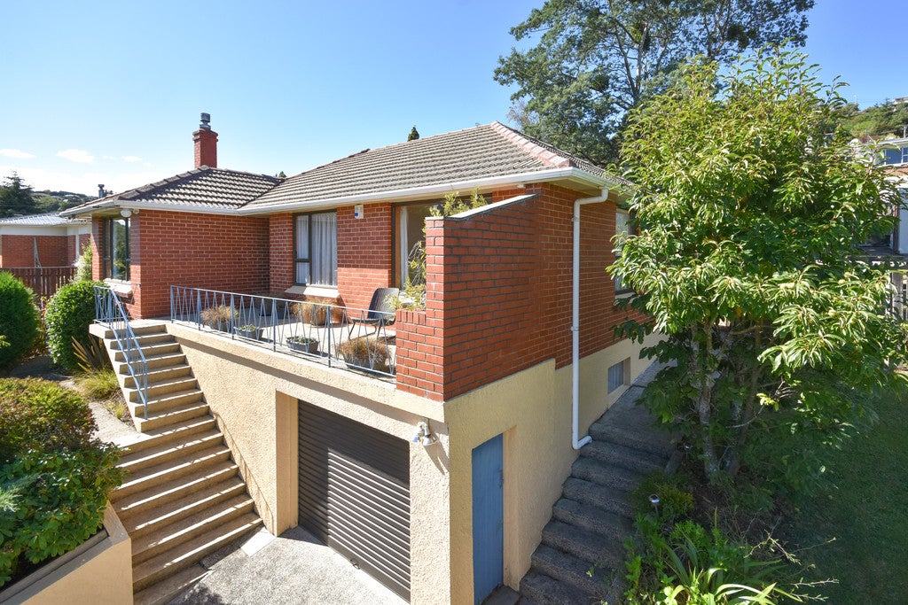 8 Fels Street, Kenmure, Dunedin - Carousel 2
