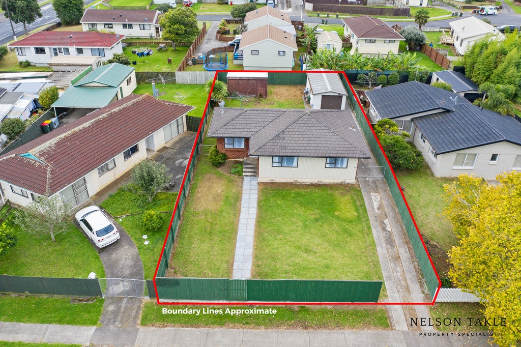 6 Waimahia Avenue, Weymouth, Auckland - Carousel 2