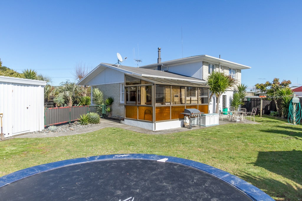 23 Patrick Place, Fitzroy, Hamilton - Carousel 2