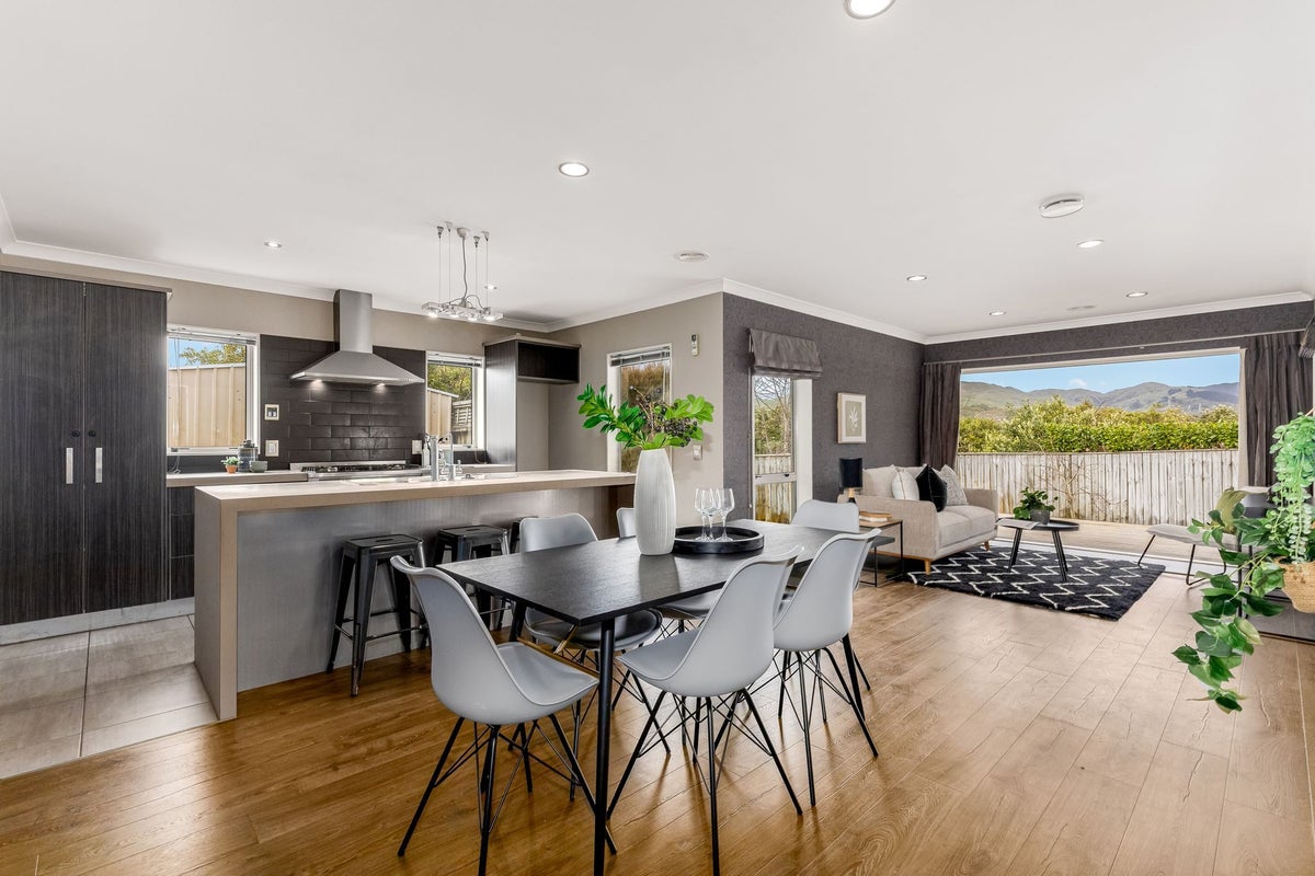 59 Nelson Avenue, Aotea, Porirua - Carousel 2