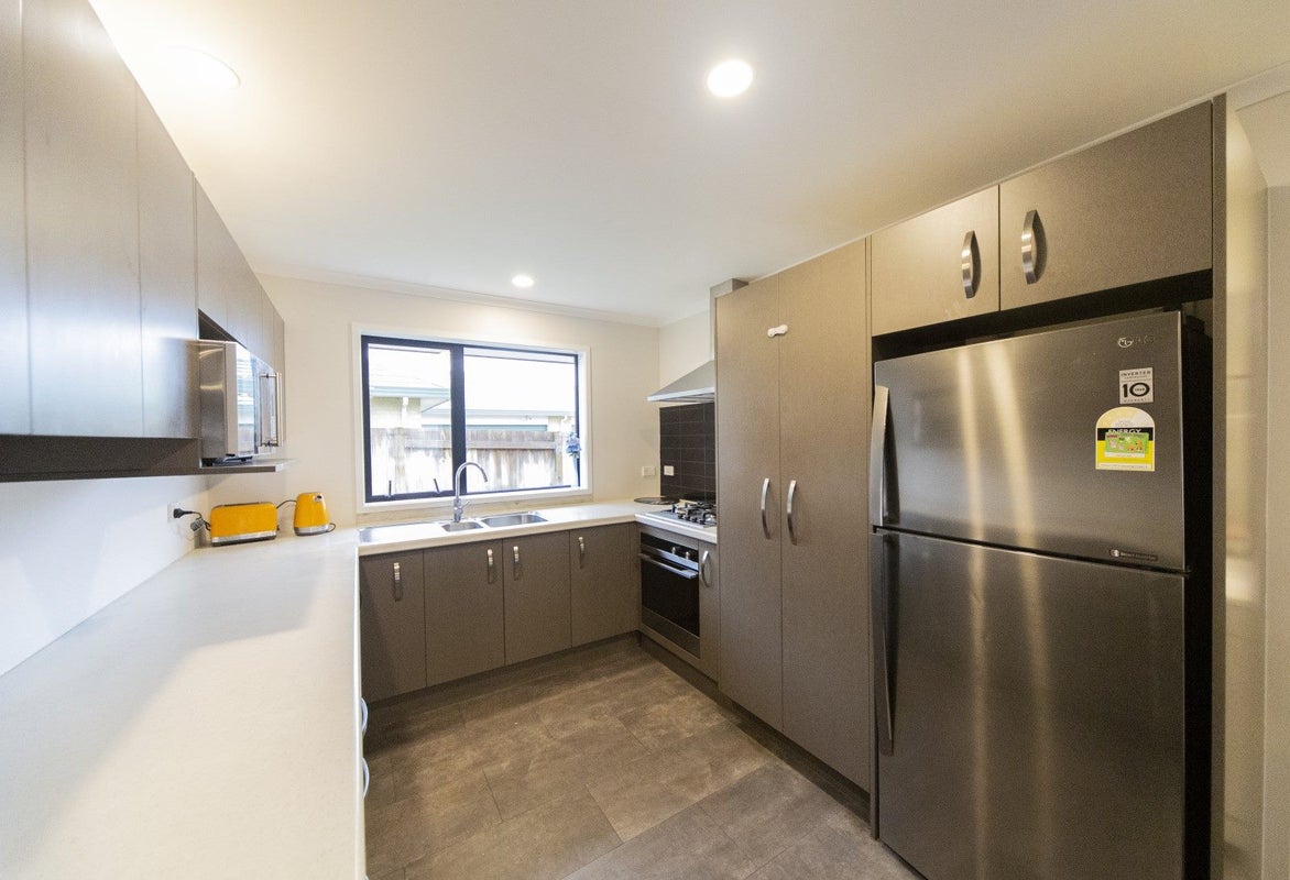 67 Balrickard Way, Milson, Palmerston North - Carousel 2