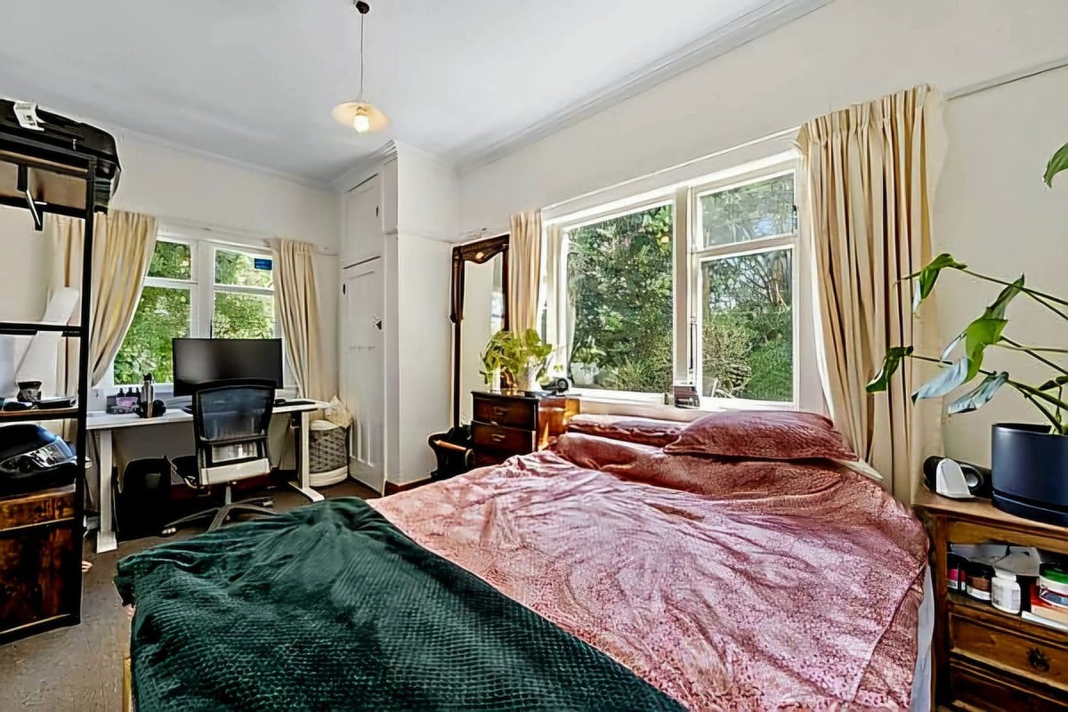 51 Mornington Road, Brooklyn, Wellington - Carousel 2