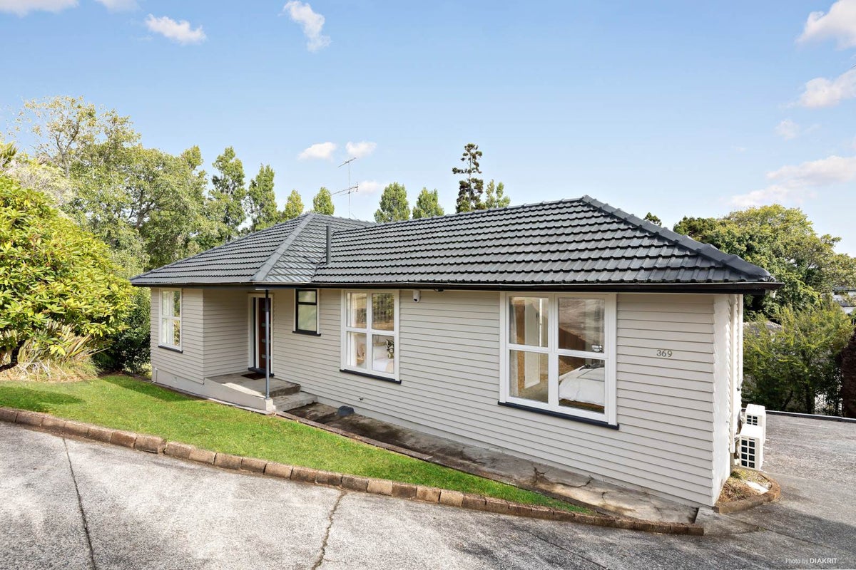 369 Hillsborough Road, Hillsborough, Auckland - Carousel 2