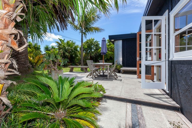 44 Ngapaki Street, Waikanae Beach, Waikanae - Carousel 2