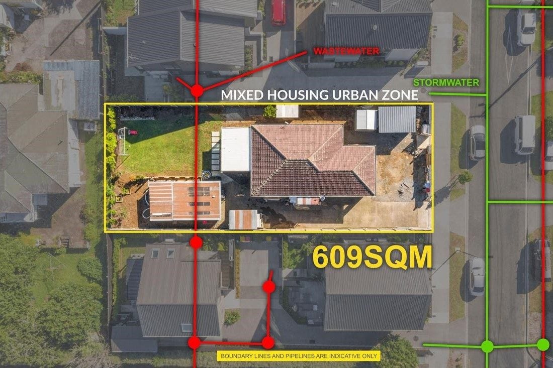 31 Range View Road, Mount Albert, Auckland - Carousel 1