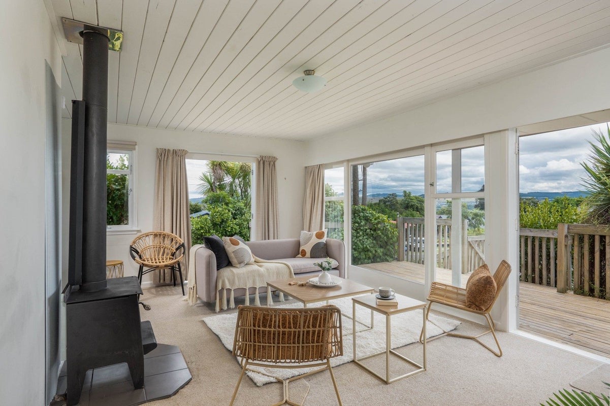 2/74 Rokino Road, Hilltop, Taupo - Carousel 1