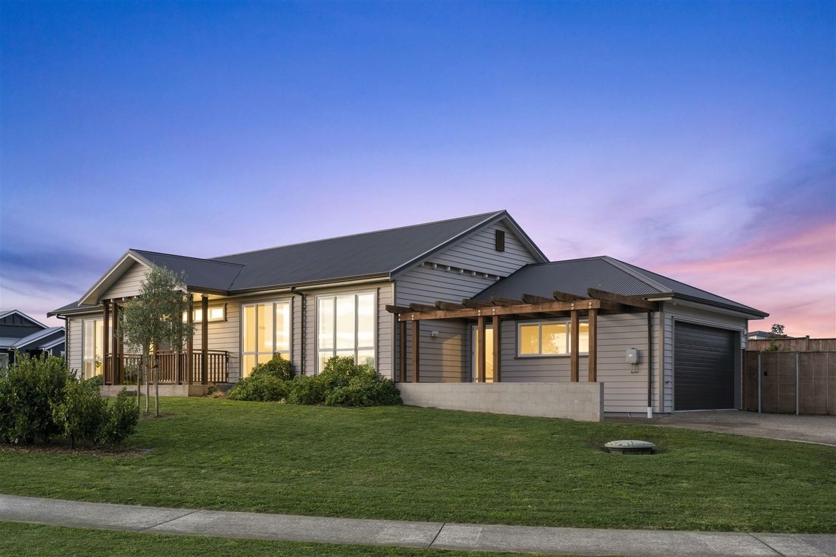 24 Malbec Place, Huapai, Kumeu - Carousel 1