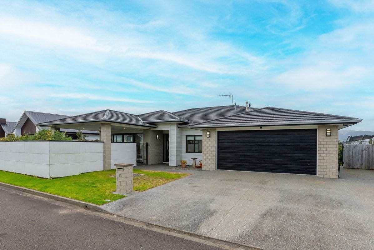 83 Kotuku Drive, Paraparaumu Beach, Paraparaumu - Carousel 1