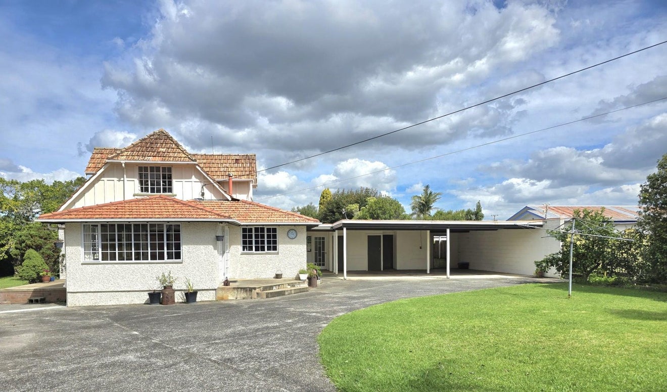 44 Kamo Road, Kensington, Whangarei - Carousel 1