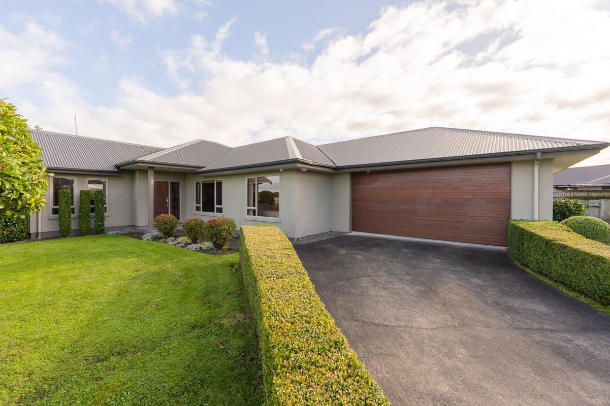 21 Pukawa Place, Feilding, Feilding - Carousel 1