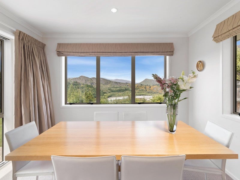 9 Sew Hoy LANE, ARTHURS POINT, QUEENSTOWN - Carousel 2