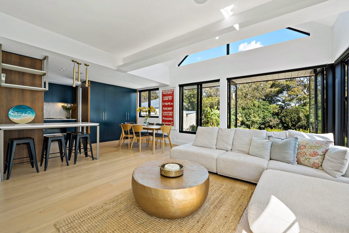 61 Brighton Road, Parnell, Auckland - Carousel 2