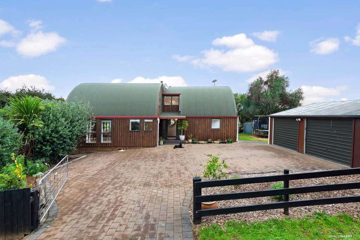 59 Storey Road, Waiuku - Carousel 1