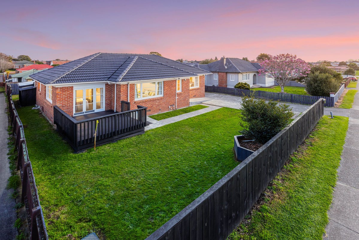 1/9 Weston Avenue, Papatoetoe, Manukau City, Auckland - Carousel 2