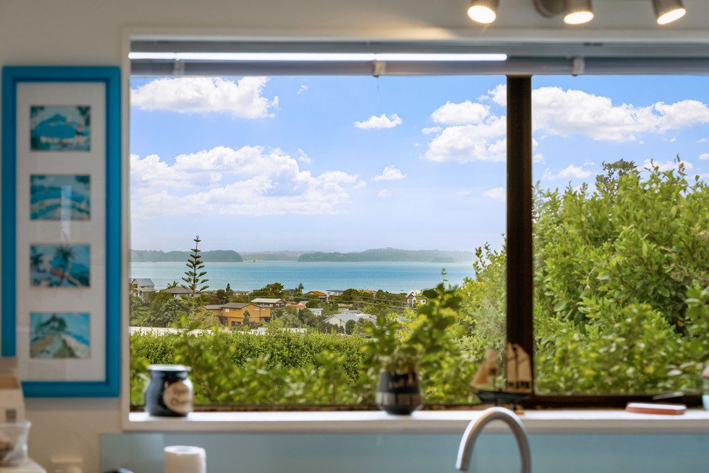 38 Scott Road, Stanmore Bay, Whangaparaoa - Carousel 2