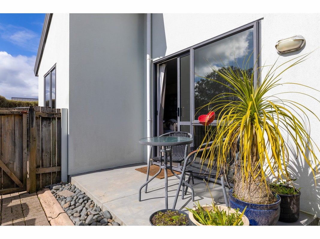 48 Zefiro Drive, Massey, Auckland - Carousel 21