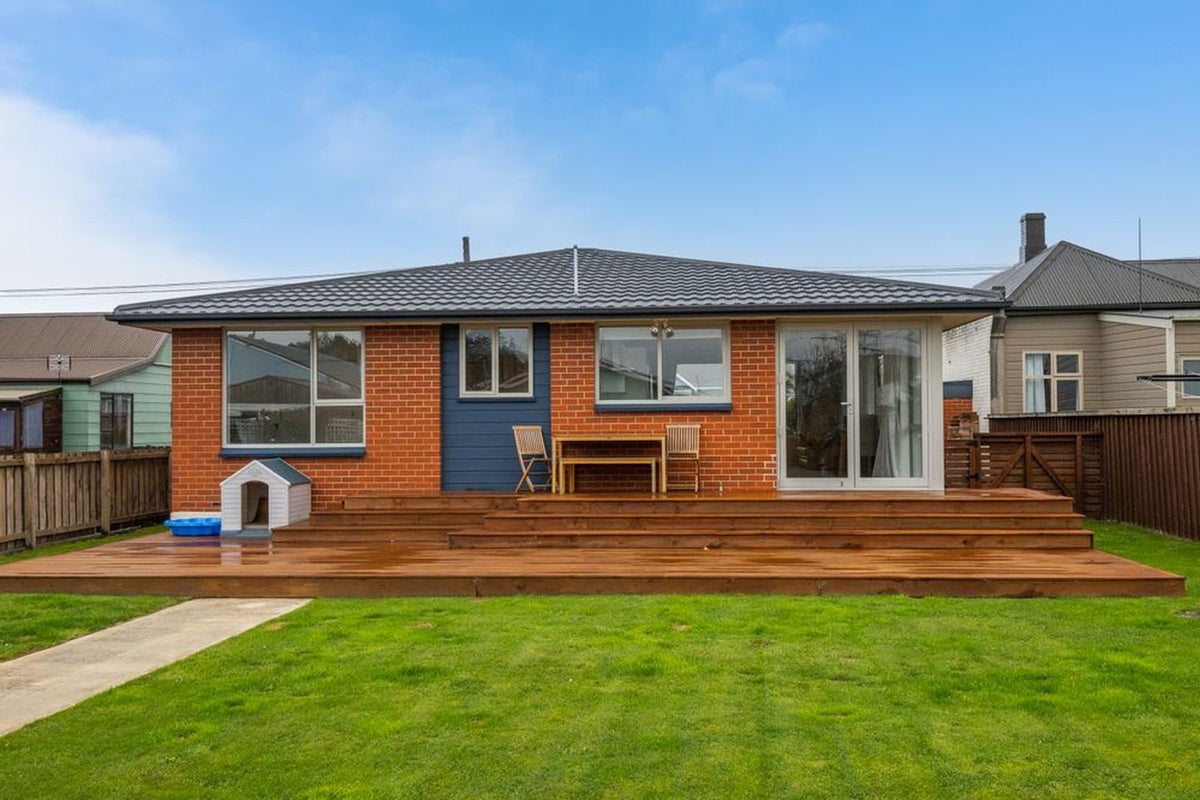 11 Eskvale Street, Saint Kilda, Dunedin - Carousel 2