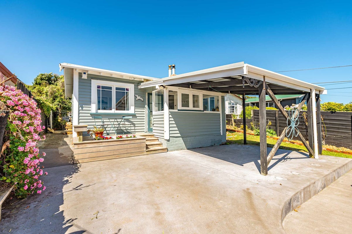 40 Karaka Street, Castlecliff, Whanganui - Carousel 1
