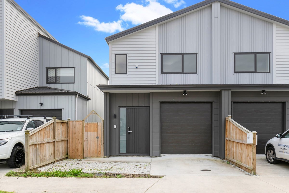 139 Walters Road, Karaka, Takanini - Carousel 1