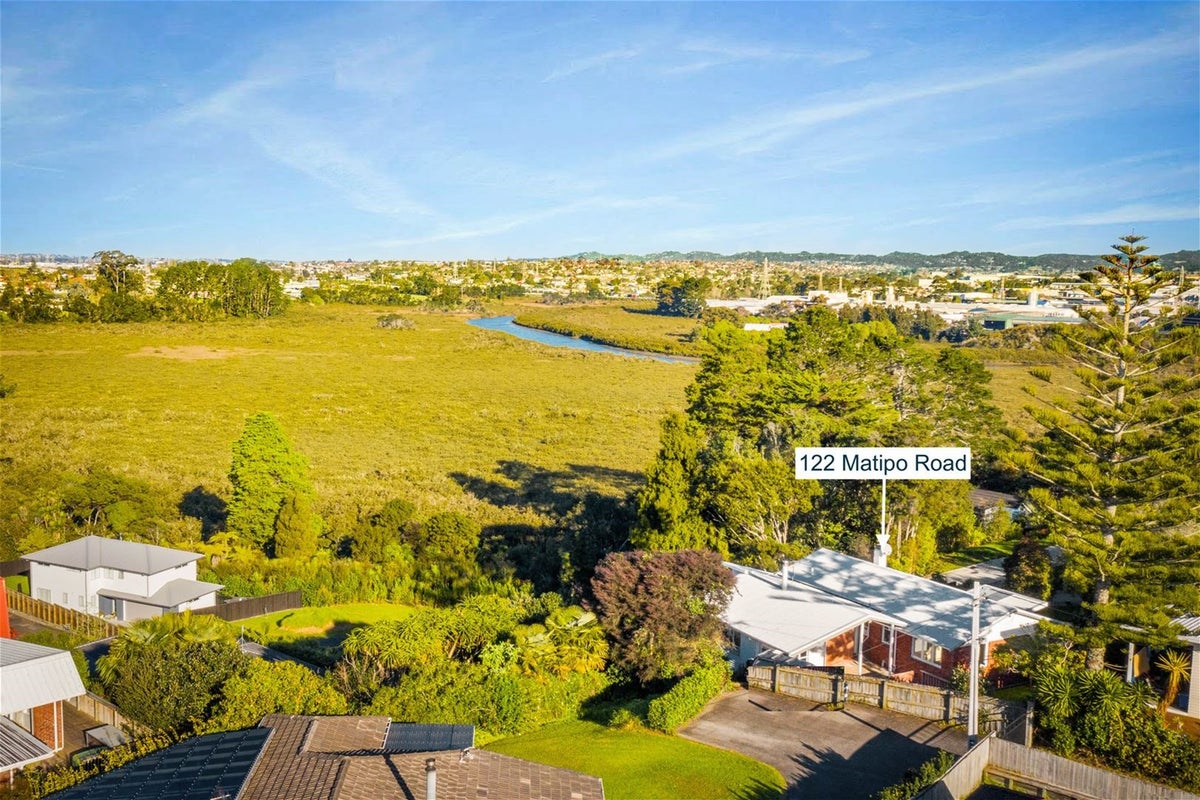 122 Matipo Road, Te Atatu Peninsula, Auckland - Carousel 20