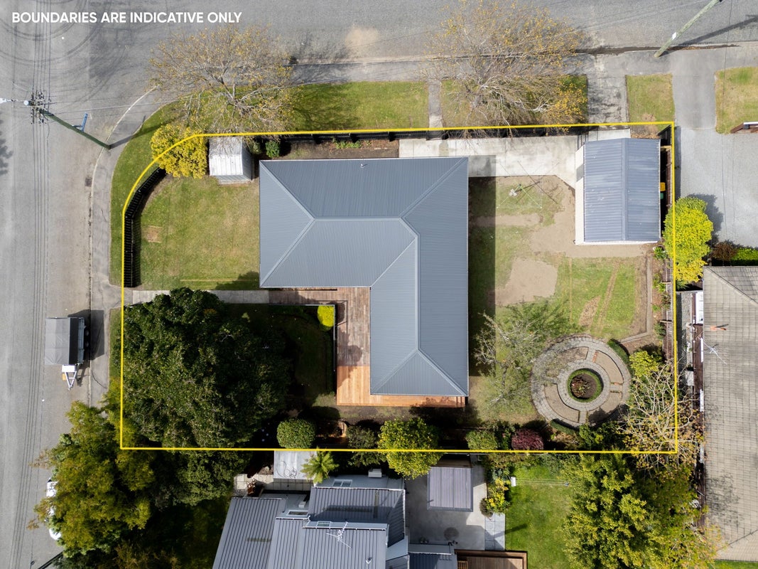 37 Croziers Road, St Albans, Christchurch - Carousel 25
