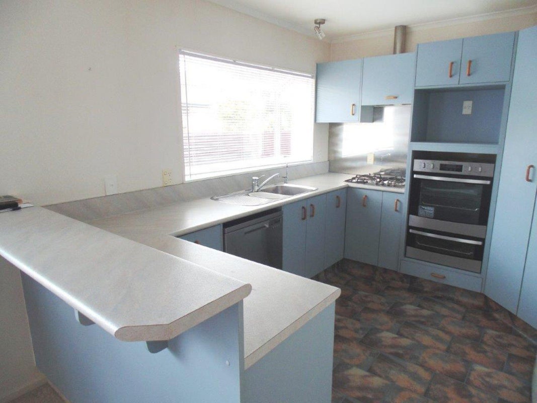 281 Ruahine Street, Terrace End, Palmerston North - Carousel 2