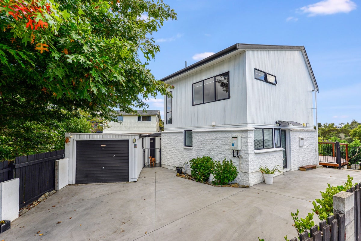 28 Glamis Avenue, Dinsdale, Hamilton - Carousel 1