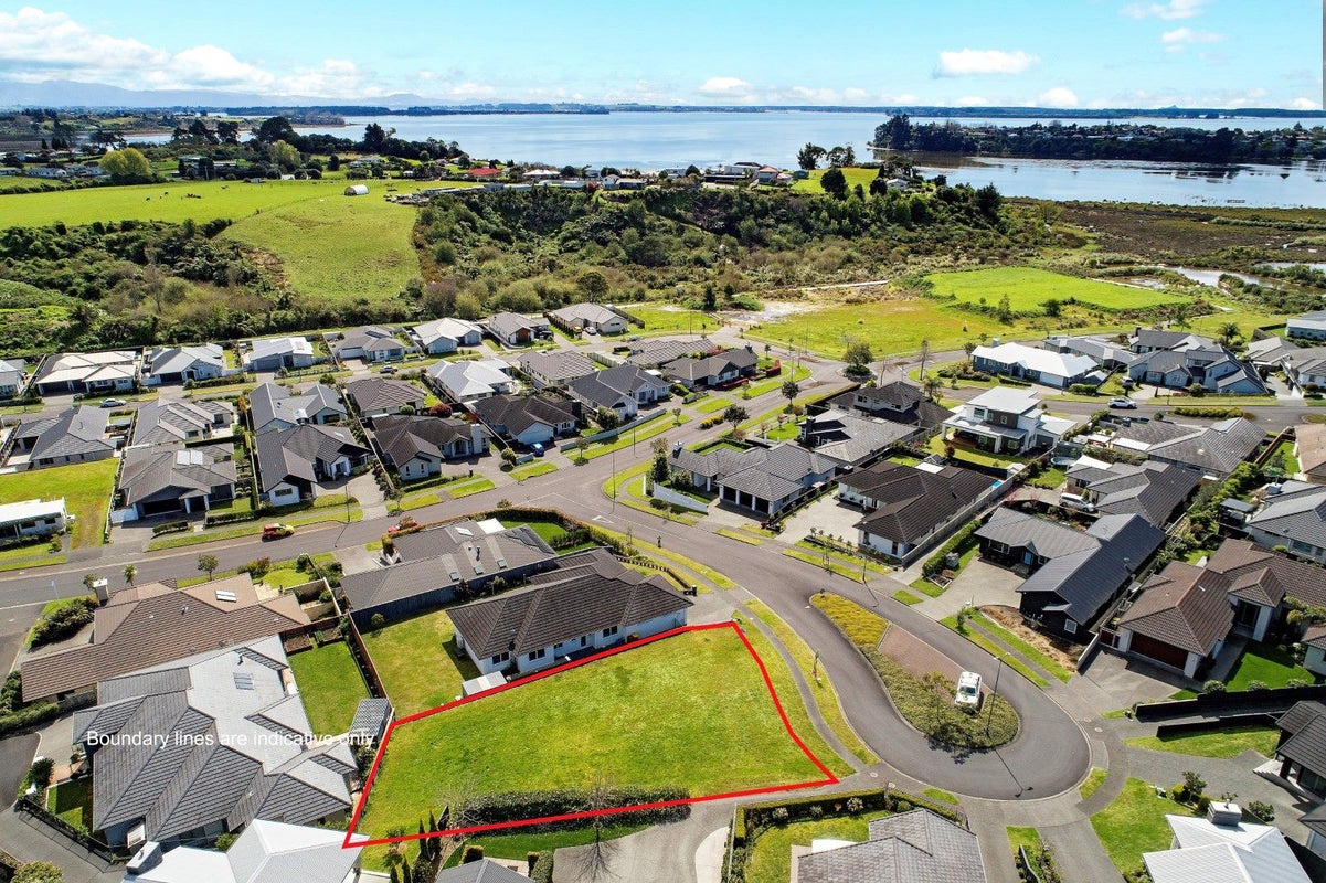 10 Belgrave Close, Bethlehem, Tauranga - Carousel 1