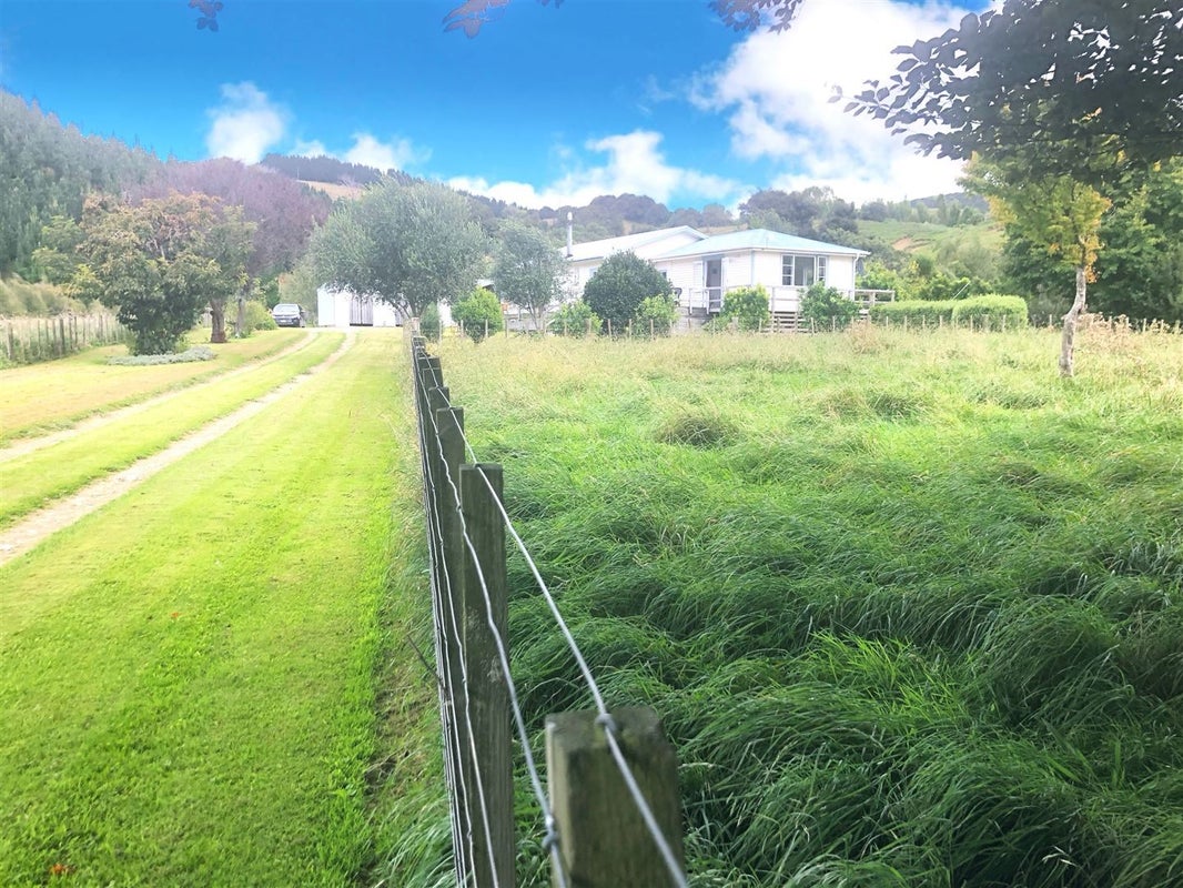 1550 Coast Road, Pongaroa - Carousel 22