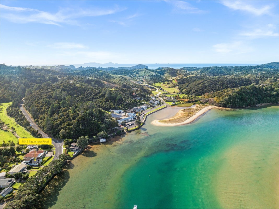 2045 Ngunguru Road, Whangarei - Carousel 1