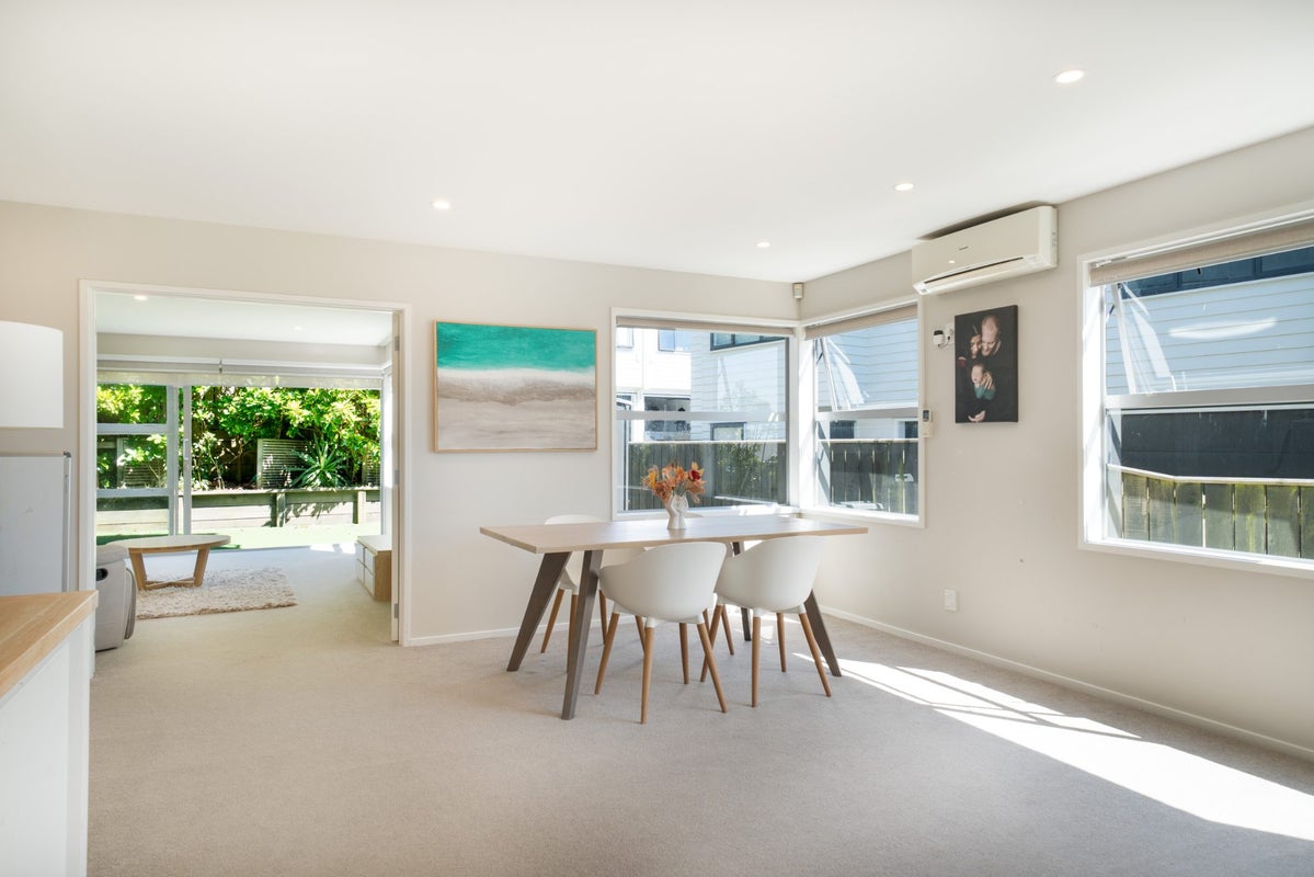 27A Comber Place, Johnsonville, Wellington - Carousel 2