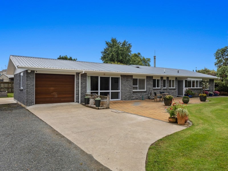 18 Station Road, Poroporo, Whakatane - Carousel 1