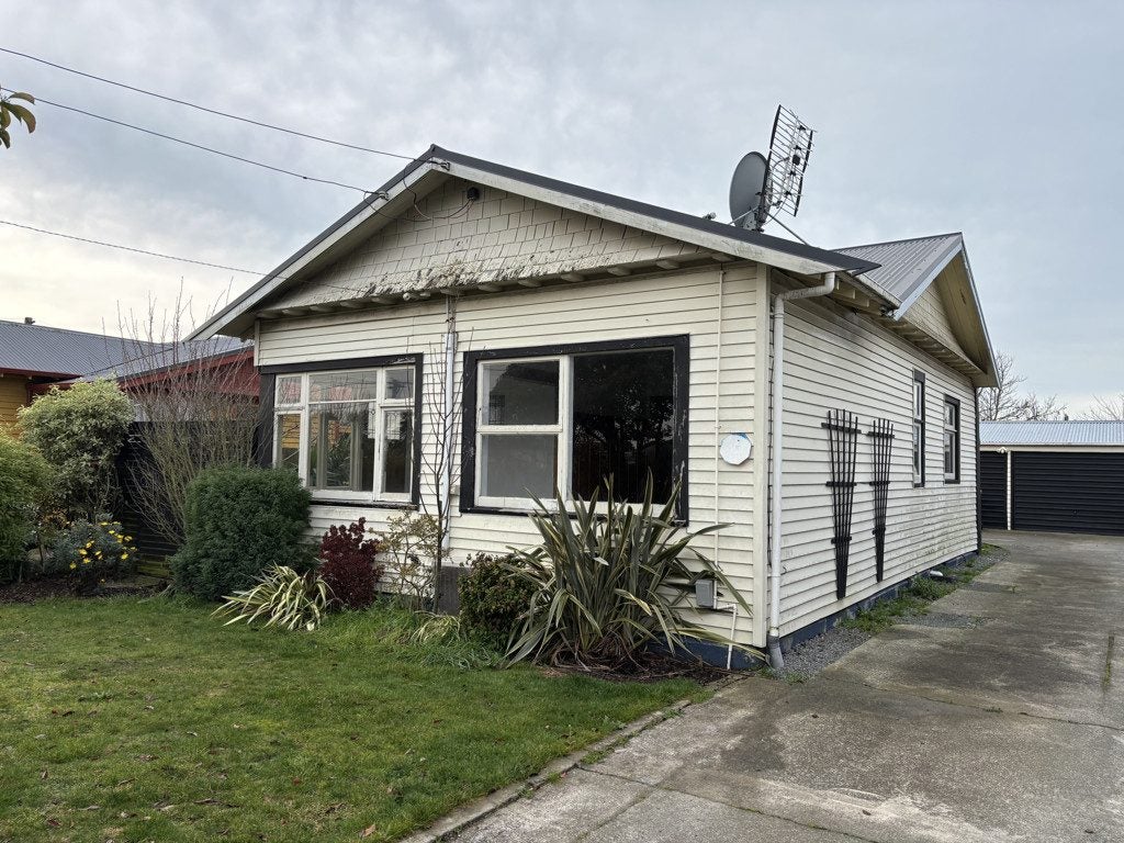 93 Marriotts Road, North New Brighton, Christchurch - Carousel 1