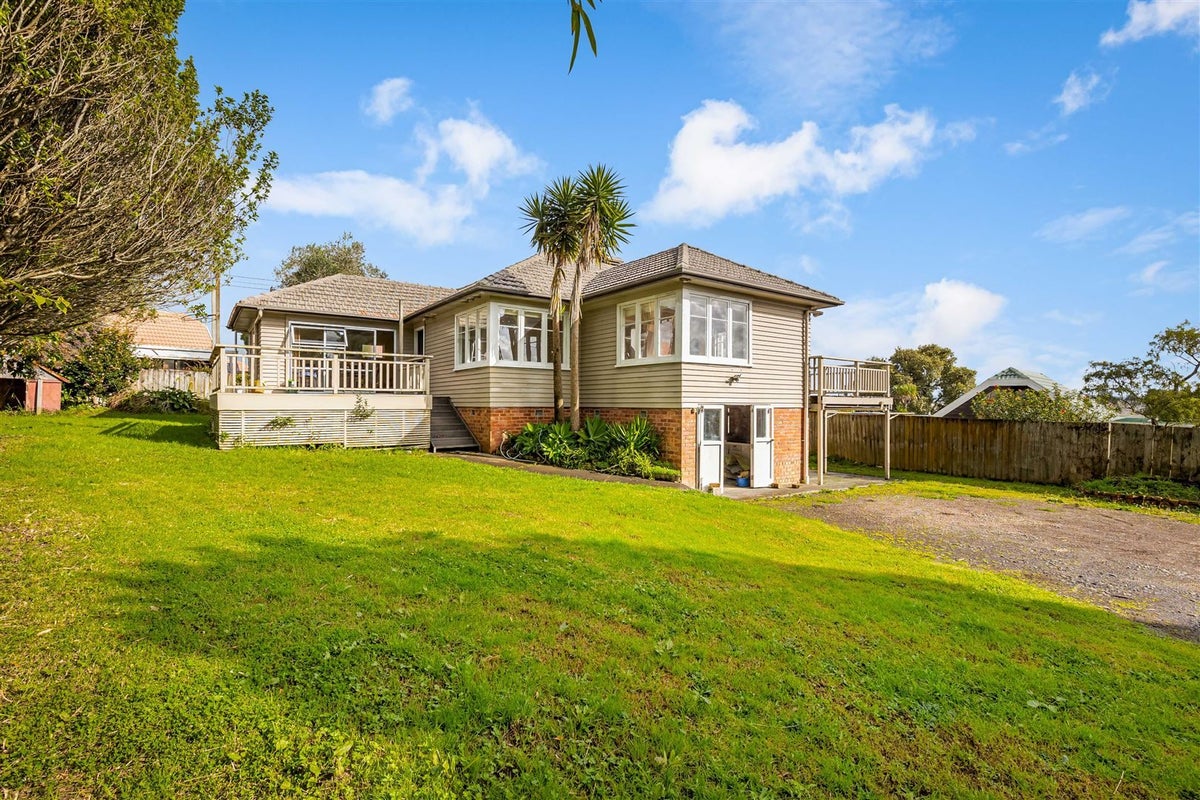 48A McLeod Road, Henderson, Auckland - Carousel 1