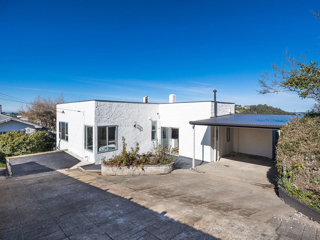 34 Pennant Street, Wakari, Dunedin - Carousel 1