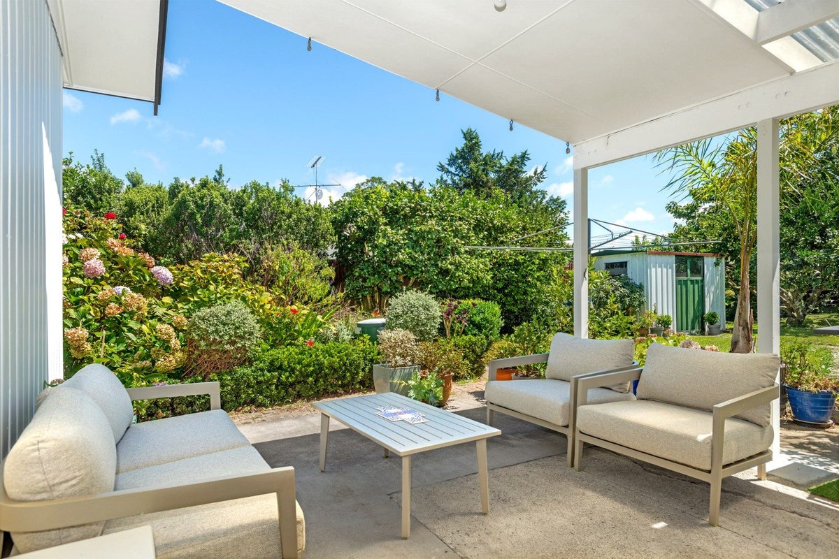 4 Atkins Street, Patutahi, Gisborne - Carousel 2