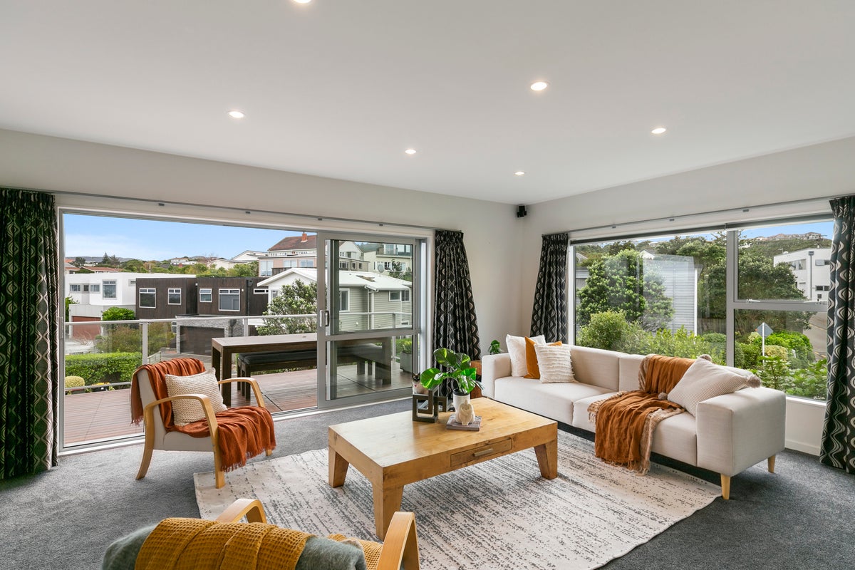 6 Lakshmi Place, Khandallah, Wellington - Carousel 2