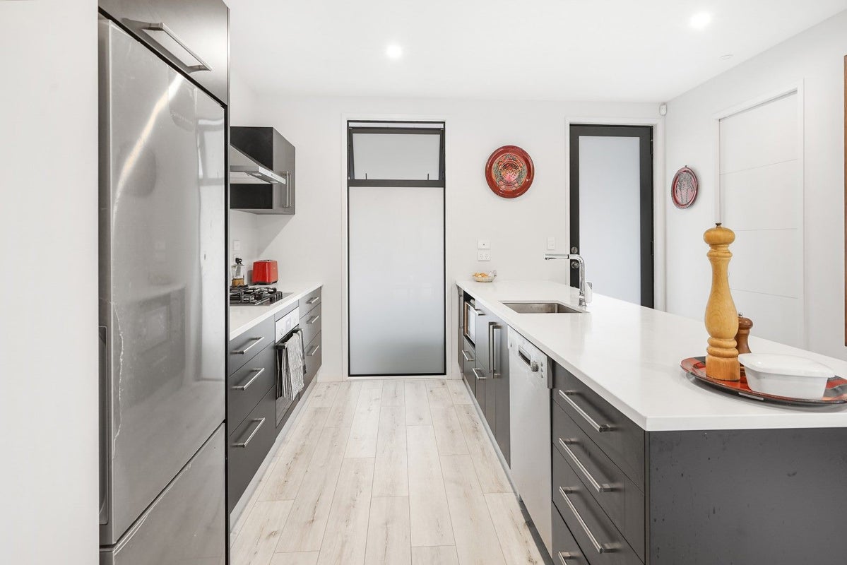 3/100 East Street, Enderley, Hamilton - Carousel 2