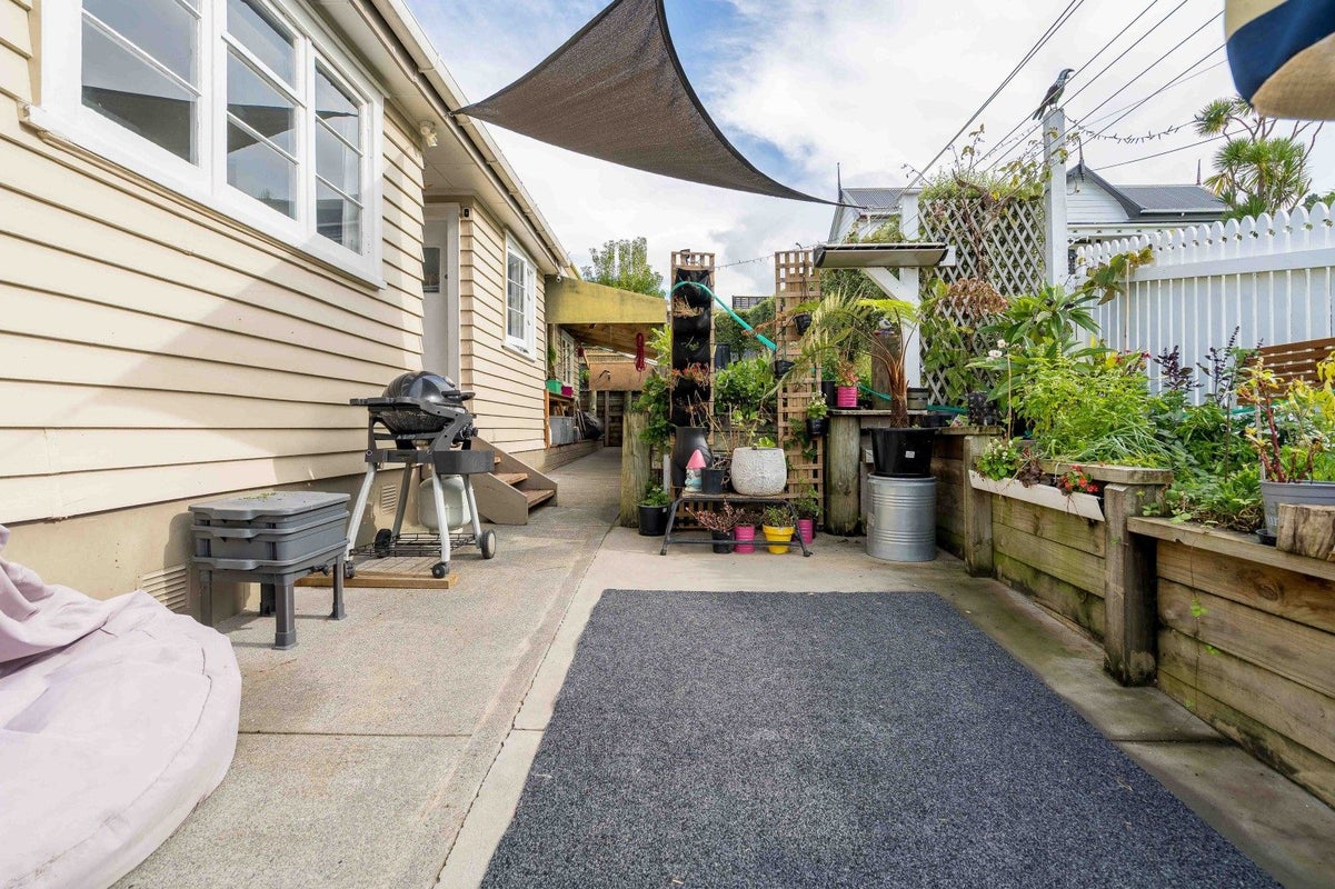 43 Kauika Road West, Avenues, Whangarei - Carousel 11