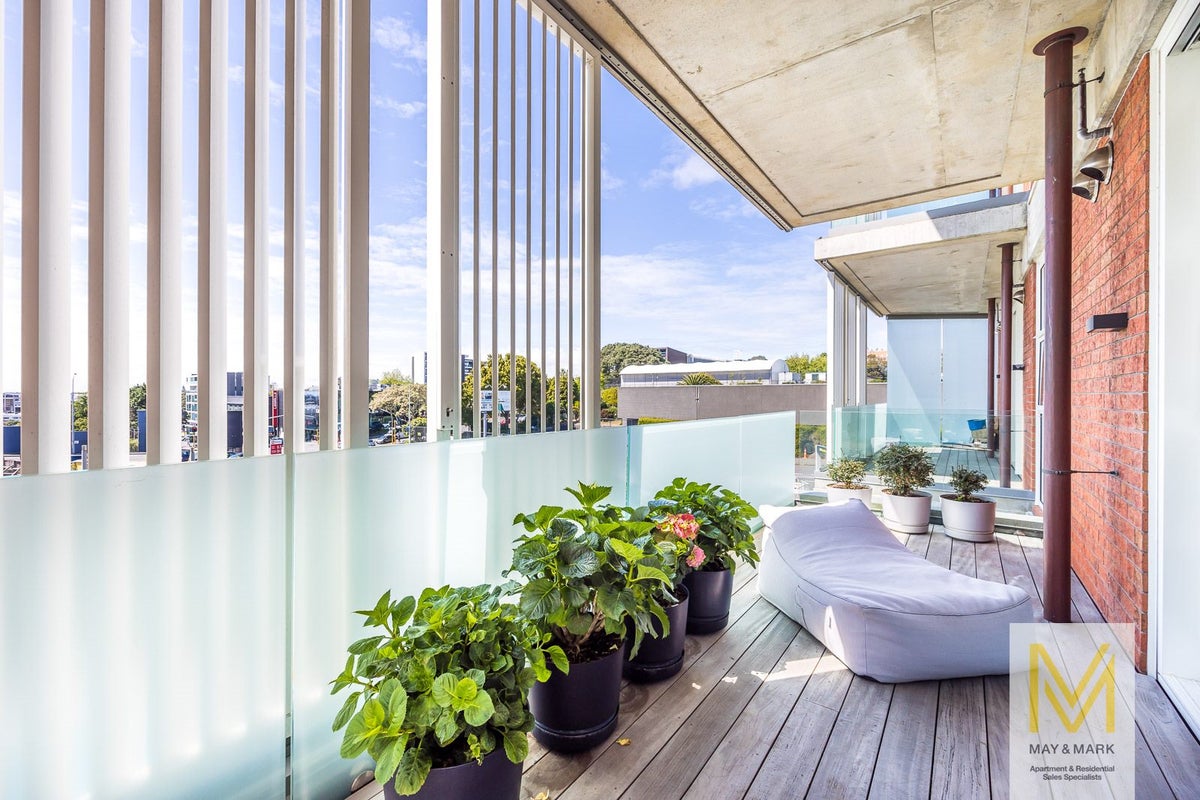 109/246 Khyber Pass Road, Newmarket, Auckland - Carousel 1