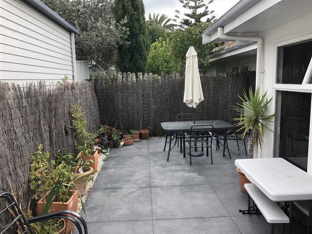 3/11 Meeanee QUAY, WESTSHORE, NAPIER - Carousel 2