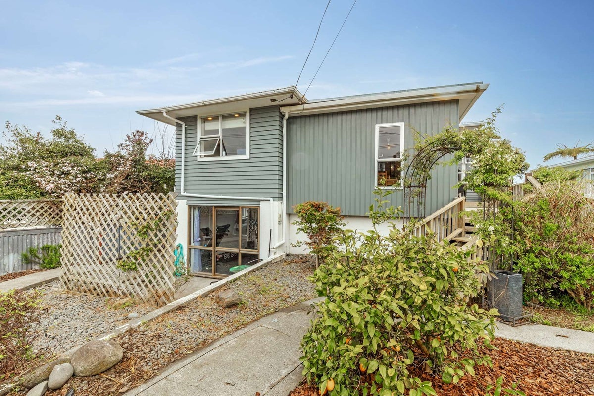10 Broadhead Avenue, Tawhero, Whanganui - Carousel 1